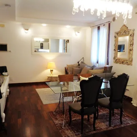 Ca' Marconi アパート